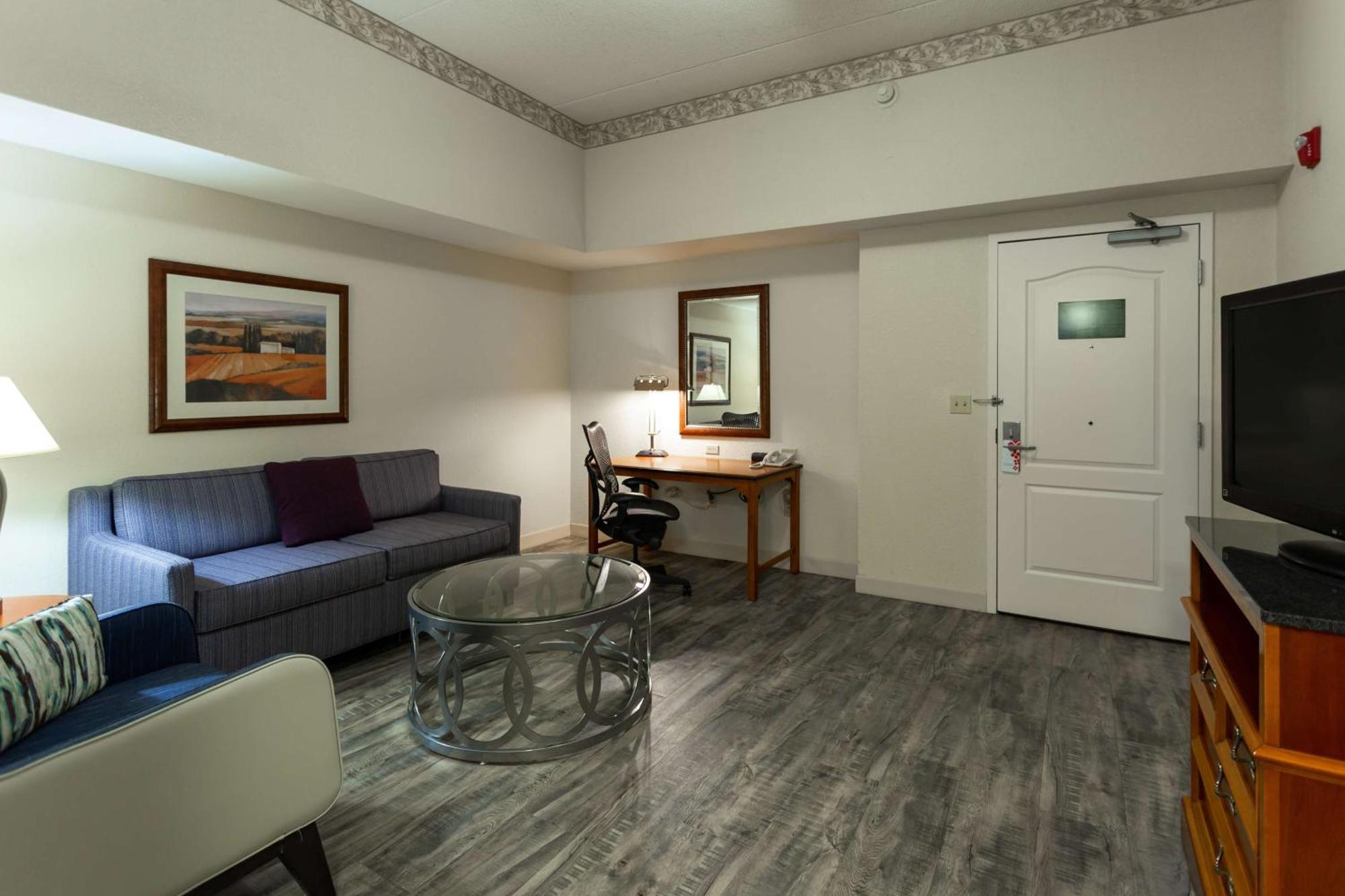 Hilton Garden Inn Wooster Exterior photo